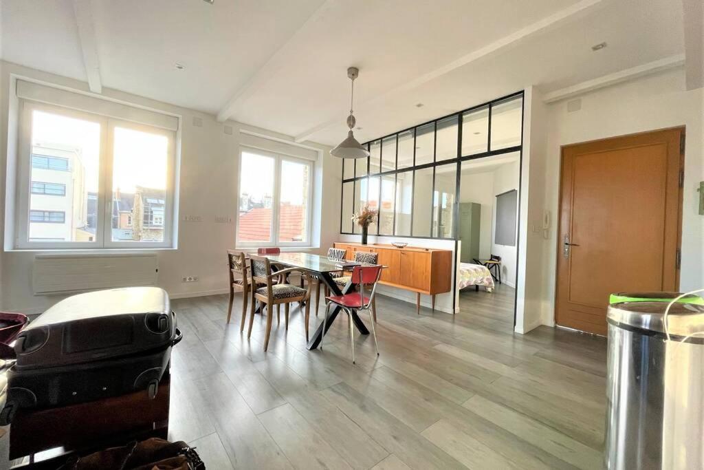 Superbe Loft 100M2 Proche Cathedrale Avec Parking Apartment Reims Exterior photo