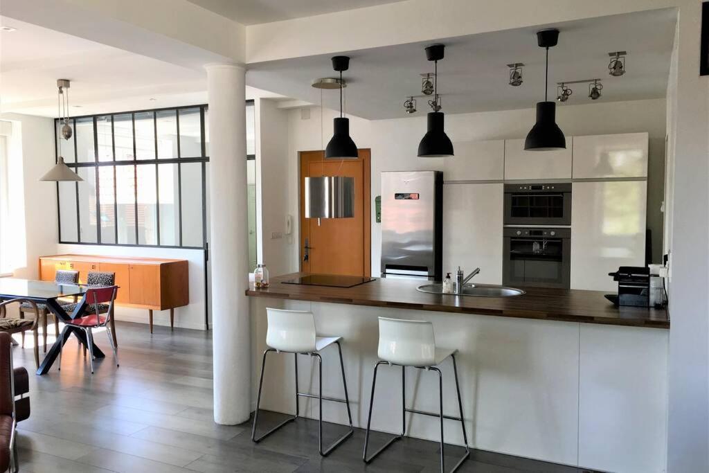 Superbe Loft 100M2 Proche Cathedrale Avec Parking Apartment Reims Exterior photo